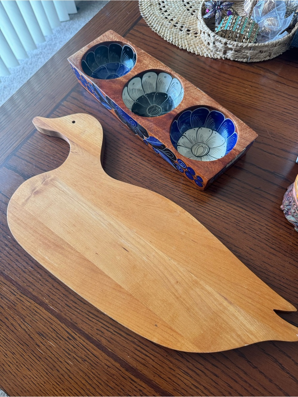Large Wooden Country Duck Cutting Board Charcuterie Display Hunting